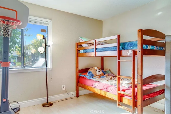 541 Fairfield Road, Simi Valley, California 93065