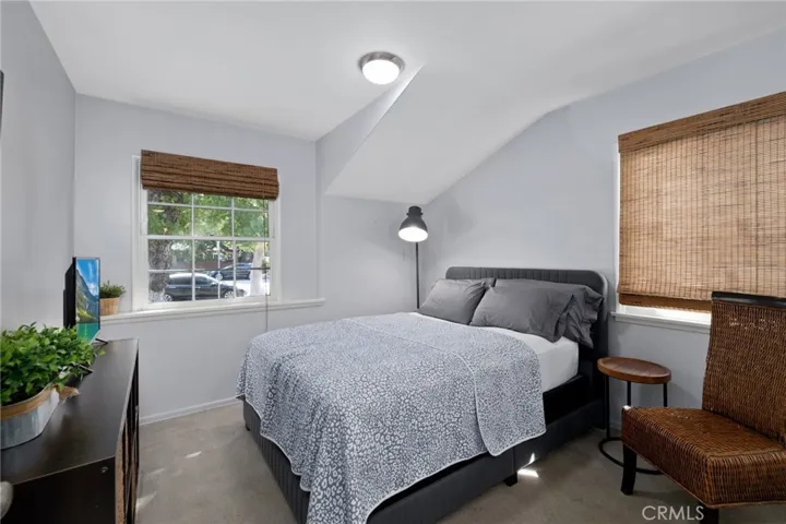 447 W Bennett Avenue, Glendora, California 91741