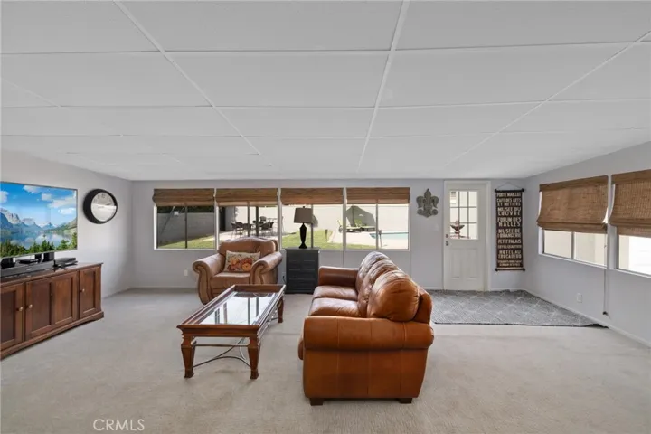 447 W Bennett Avenue, Glendora, California 91741