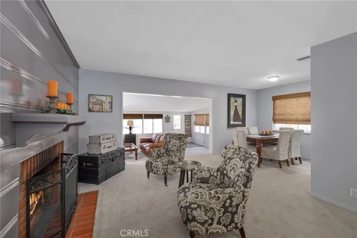 447 W Bennett Avenue, Glendora, California 91741
