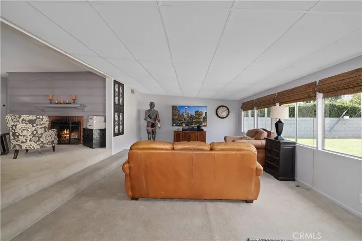 447 W Bennett Avenue, Glendora, California 91741