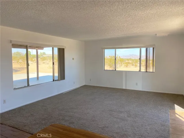 2222 Fortuna Avenue, Landers, California 92285