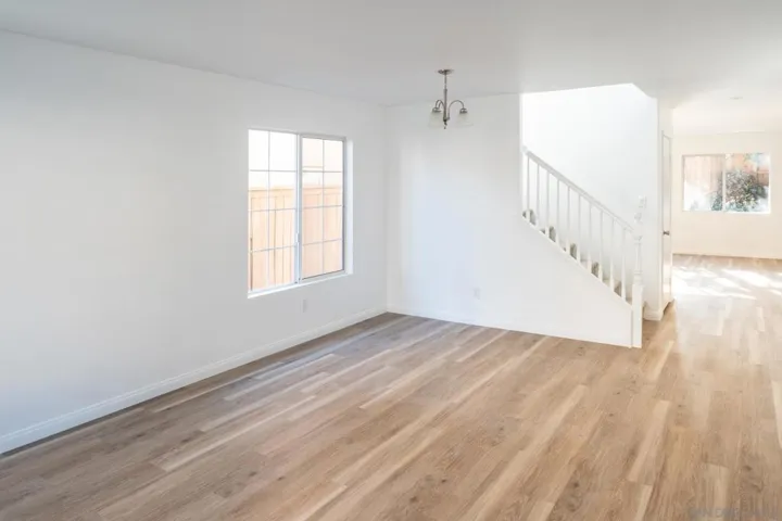 346 Spring Canyon Way, Oceanside, California 92057