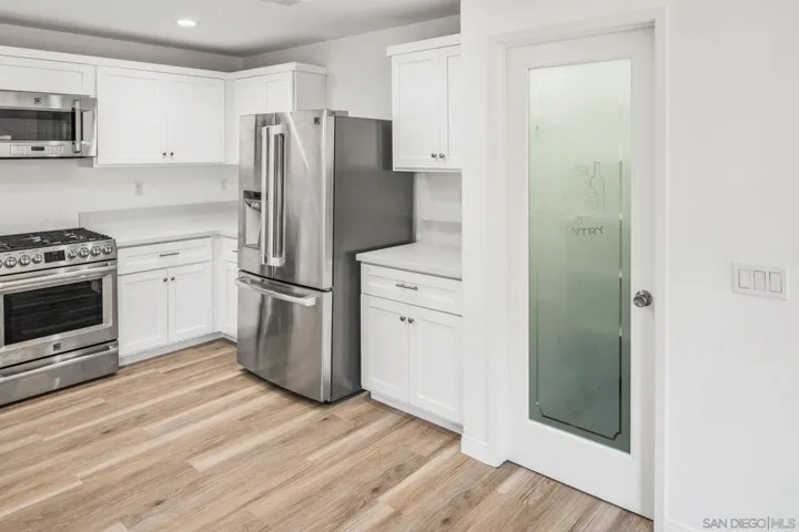 346 Spring Canyon Way, Oceanside, California 92057