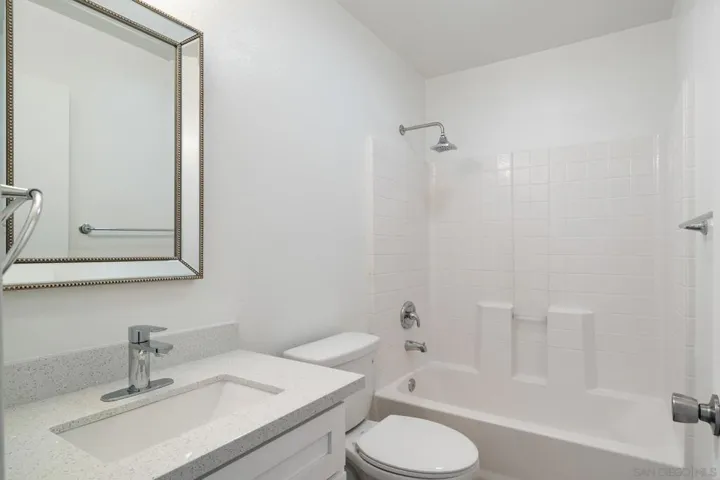 346 Spring Canyon Way, Oceanside, California 92057