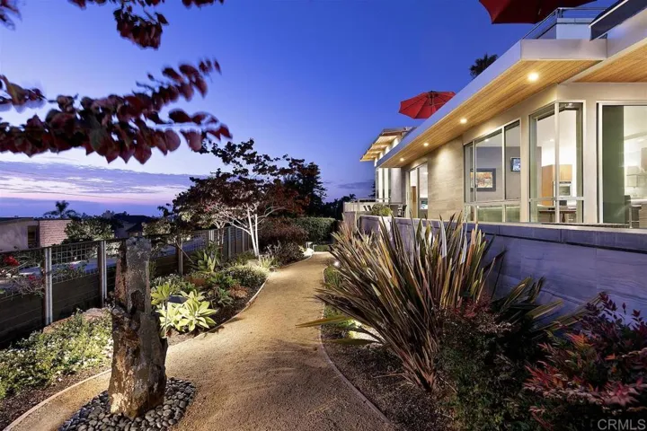 330 S Rios Ave, Solana Beach, California 92075