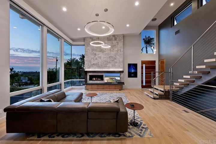 330 S Rios Ave, Solana Beach, California 92075