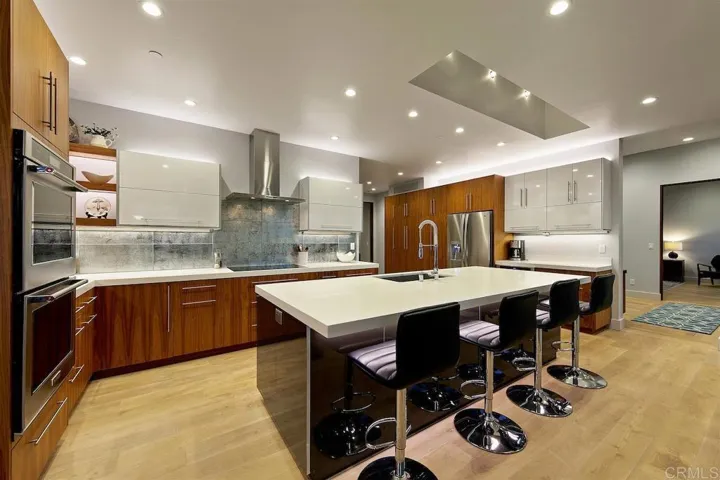 330 S Rios Ave, Solana Beach, California 92075