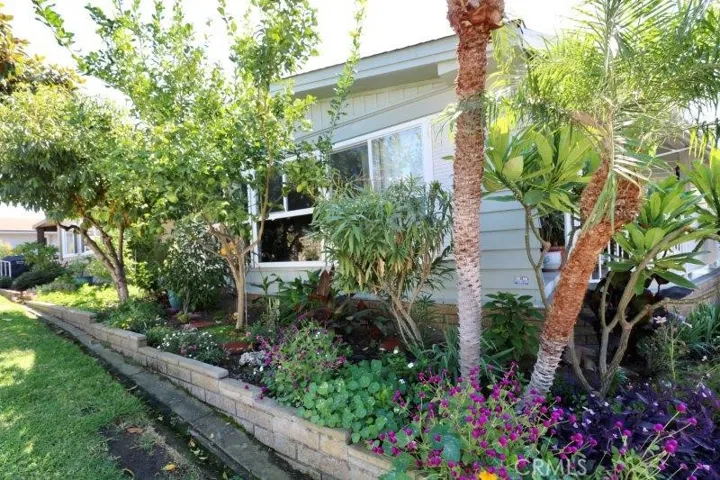14007 Lake Crest Drive 89, La Mirada, California 90638
