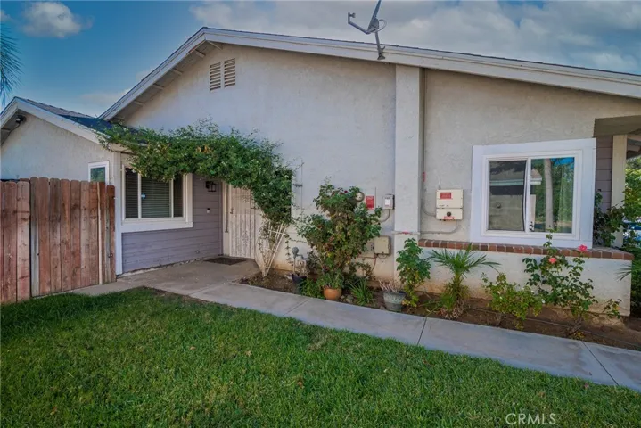 321 Red Cedar Place, Perris, California 92570