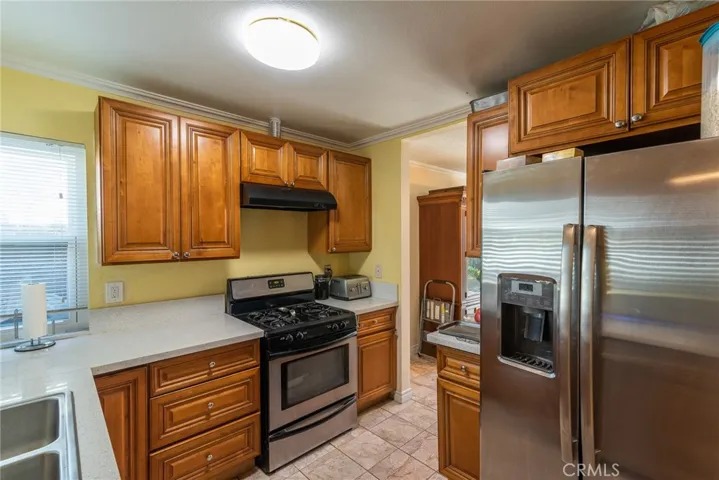 321 Red Cedar Place, Perris, California 92570