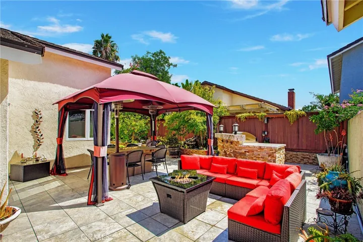 4 Ponderosa, Irvine, California 92604
