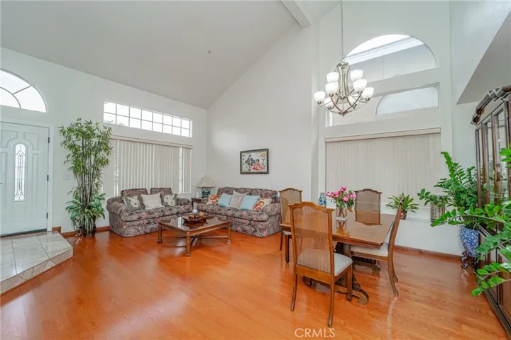 5561 Stratford Avenue, Buena Park, California 90621