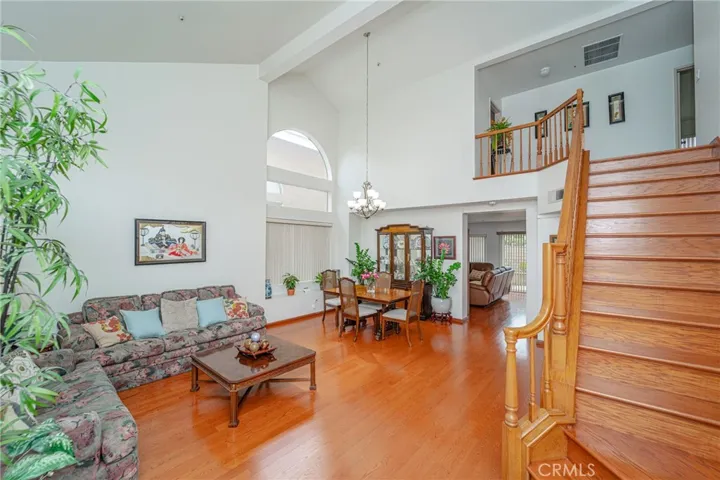 5561 Stratford Avenue, Buena Park, California 90621