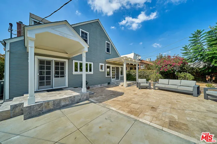 842 S 3rd Avenue, Los Angeles, California 90005