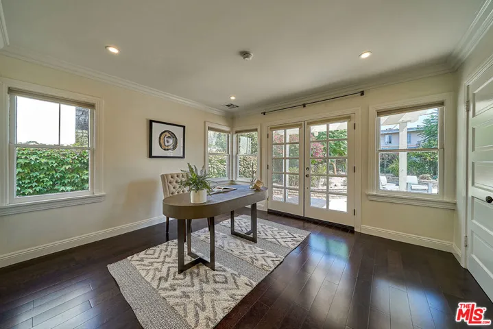 842 S 3rd Avenue, Los Angeles, California 90005