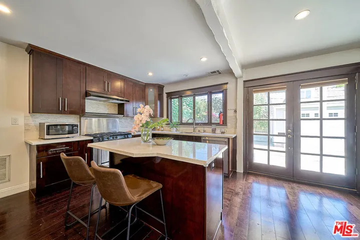 842 S 3rd Avenue, Los Angeles, California 90005