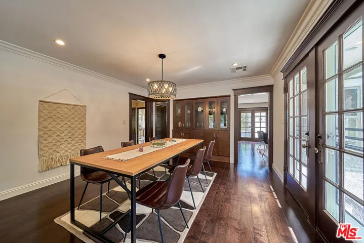 842 S 3rd Avenue, Los Angeles, California 90005