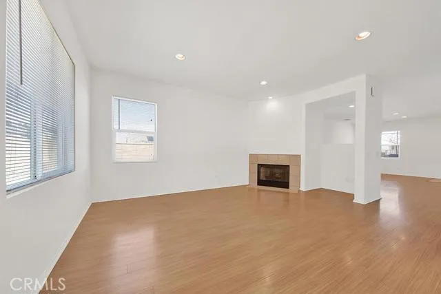 9050 Fremont Court, Oak Hills, California 92344