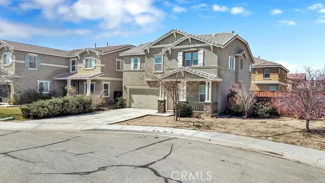 9050 Fremont Court, Oak Hills, California 92344