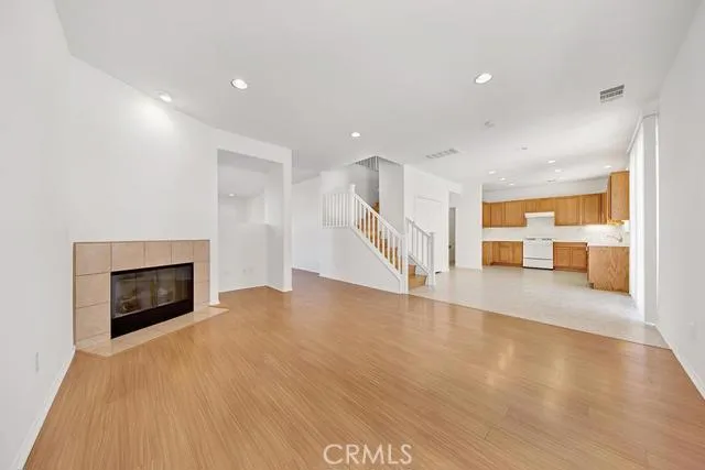 9050 Fremont Court, Oak Hills, California 92344