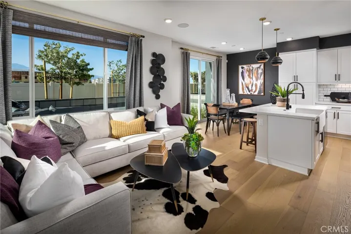 3741 S Allston Paseo 11, Ontario, California 91761