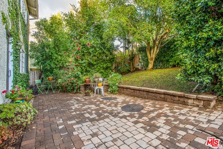 Front patio/add'l parking