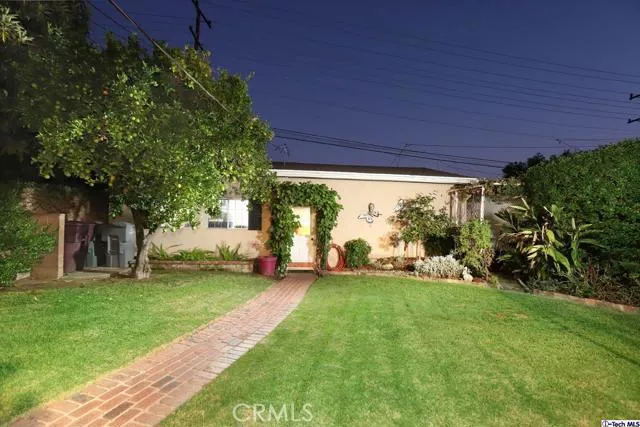 1252 Irving Avenue, Glendale, California 91201