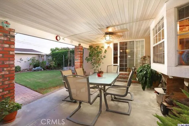 1252 Irving Avenue, Glendale, California 91201