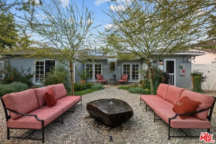 5842 Costello Avenue, Van Nuys, California 91401
