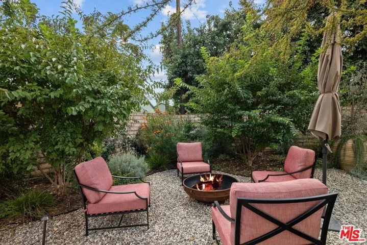 5842 Costello Avenue, Van Nuys, California 91401