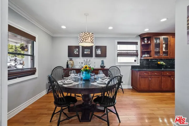 5842 Costello Avenue, Van Nuys, California 91401