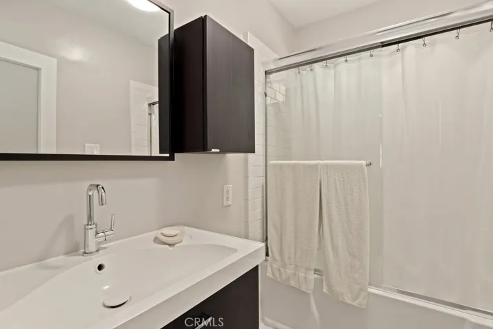 409 Sonora Avenue, Glendale, California 91201