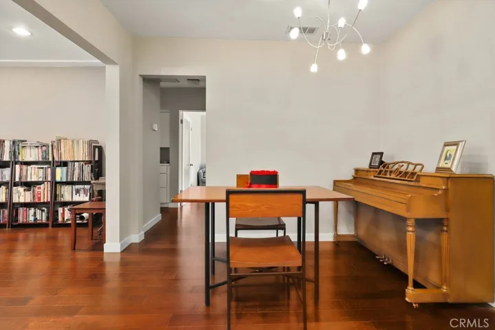 409 Sonora Avenue, Glendale, California 91201