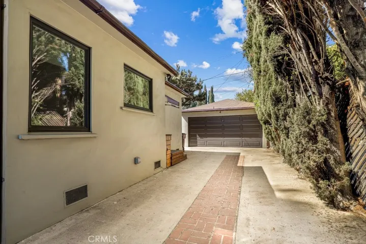 409 Sonora Avenue, Glendale, California 91201