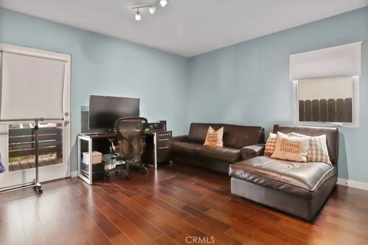409 Sonora Avenue, Glendale, California 91201
