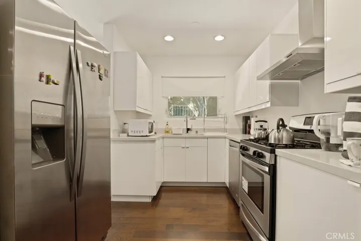 409 Sonora Avenue, Glendale, California 91201