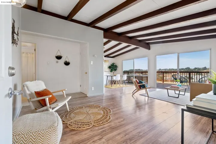 4060 Hillcrest Rd, El Sobrante, California 94803