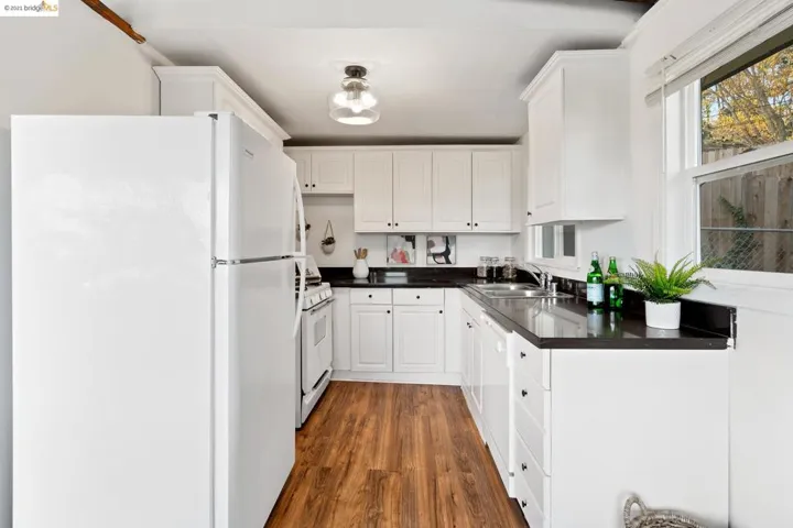 4060 Hillcrest Rd, El Sobrante, California 94803