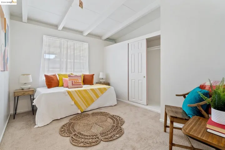 4060 Hillcrest Rd, El Sobrante, California 94803