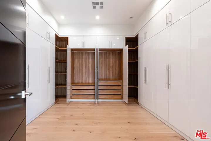 839 N Spaulding Avenue, Los Angeles, California 90046