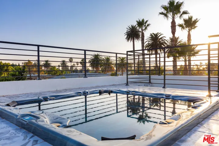 839 N Spaulding Avenue, Los Angeles, California 90046