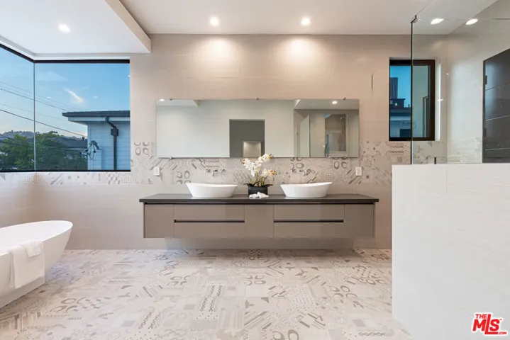 839 N Spaulding Avenue, Los Angeles, California 90046