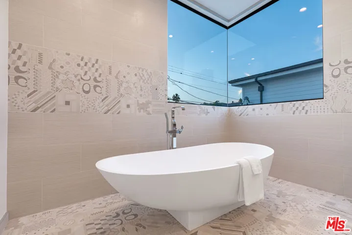 839 N Spaulding Avenue, Los Angeles, California 90046