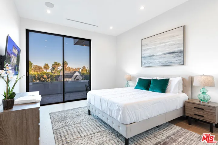 839 N Spaulding Avenue, Los Angeles, California 90046