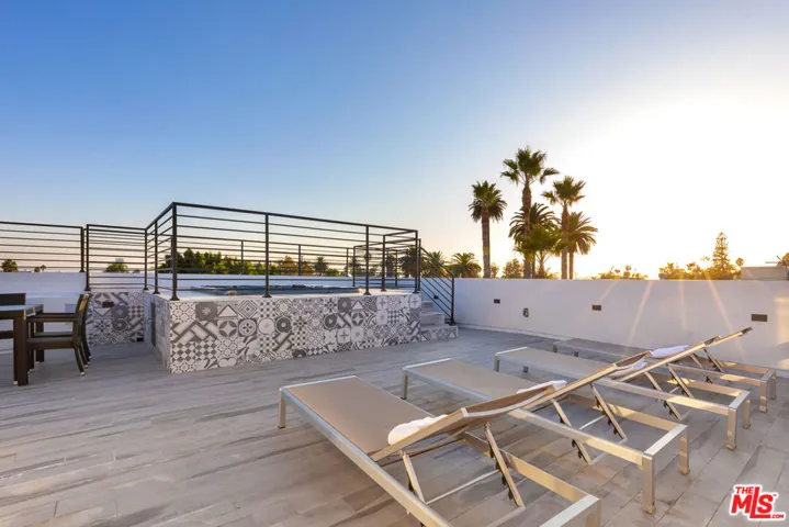 839 N Spaulding Avenue, Los Angeles, California 90046