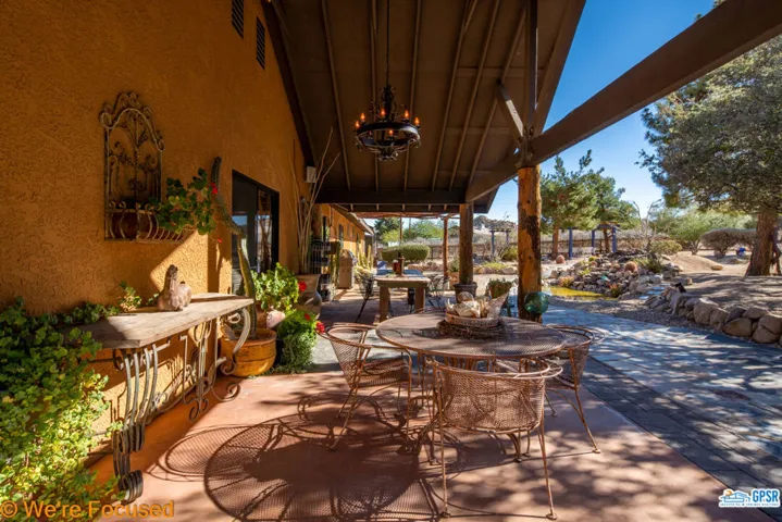 5617 Tom Mix Road, Pioneertown, California 92268