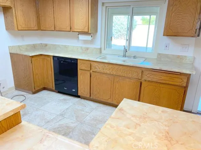 12623 Morning Star Road, Apple Valley, California 92308