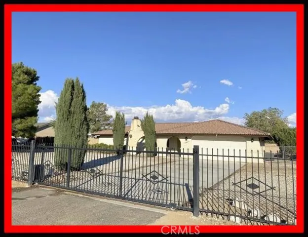 12623 Morning Star Road, Apple Valley, California 92308