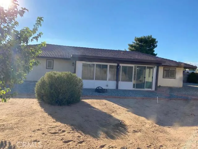 12623 Morning Star Road, Apple Valley, California 92308